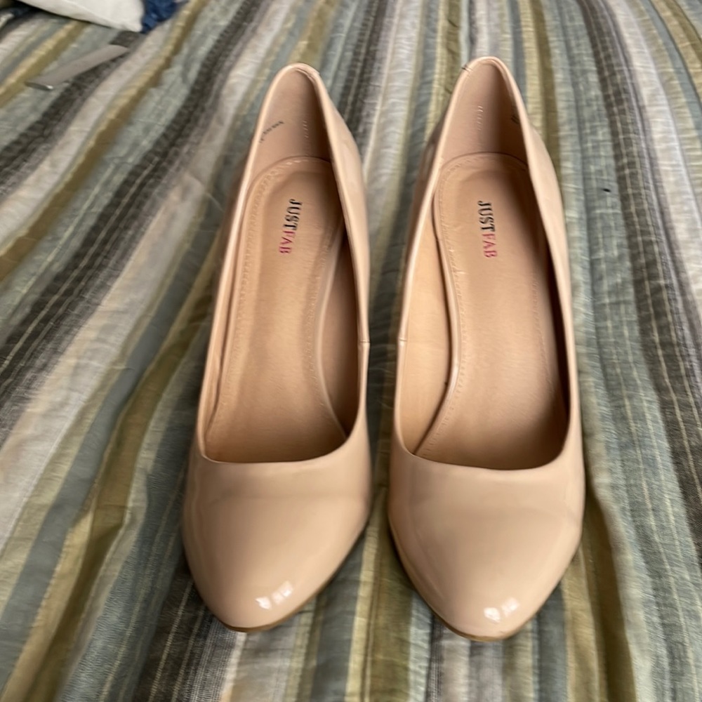 Nude round toe 3.75 in heels.